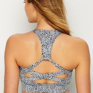 NWT Onzie Warrior Bra